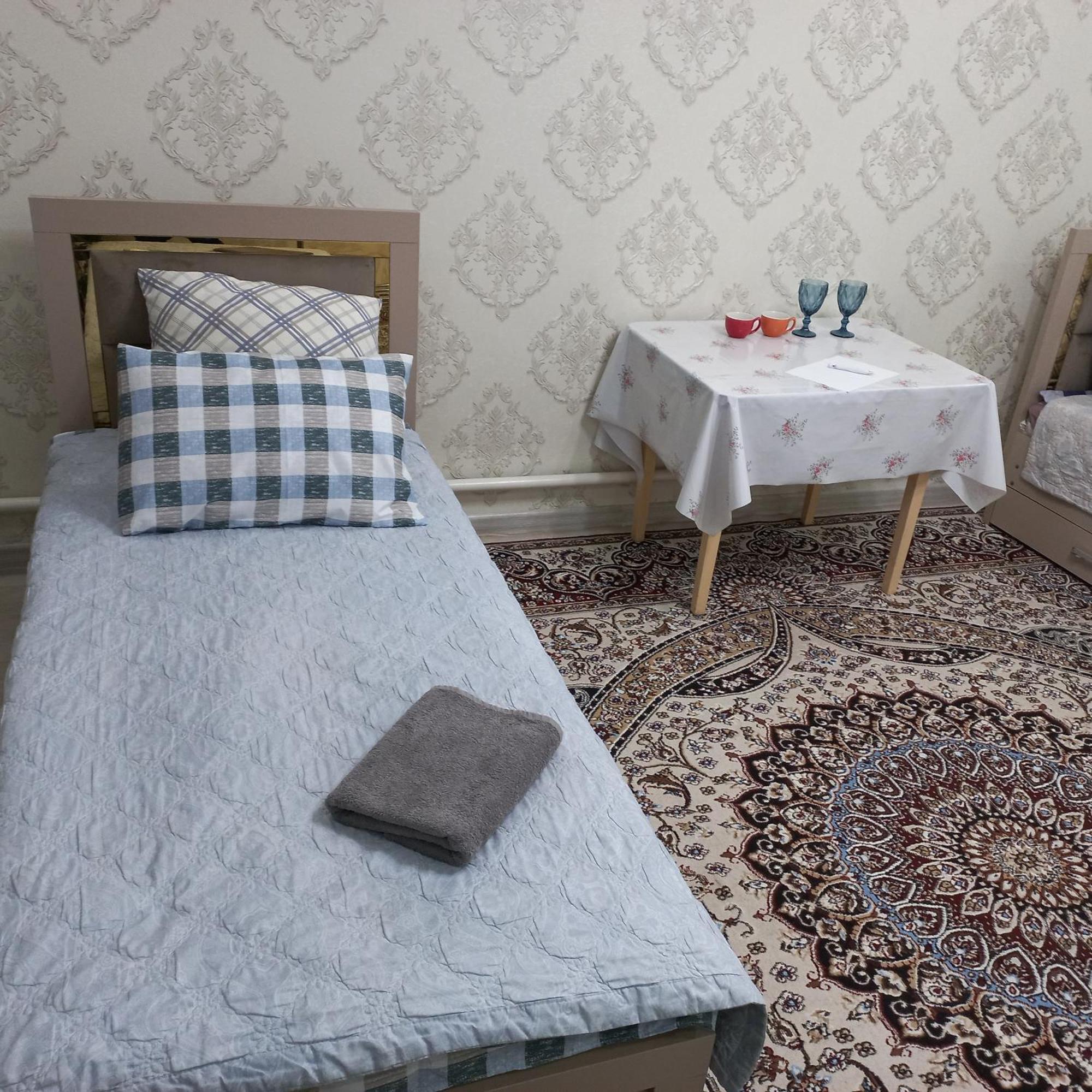 Hotel "Тихий Дом Трансфер" Bishkek Room photo